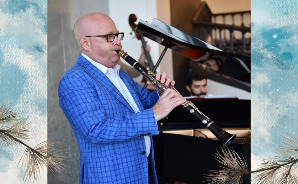 Tim Laughlin playing clarinet